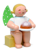 Engel klein mit Kuchen blondes Haar